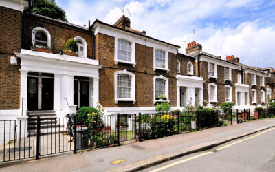 UK Property Market Shows Moderate Growth