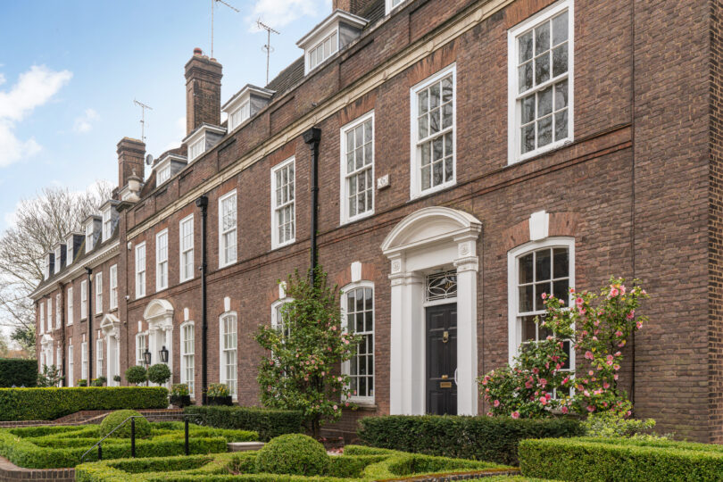 Million-Pound London Home With The Help Of An Early Mortgage In Principle!